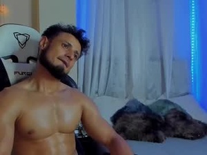 Screenshot from anthony_lewis_ webcams