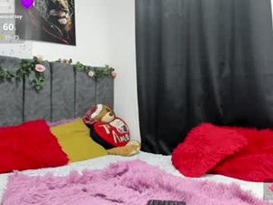 Screenshot from antonella15_ webcams