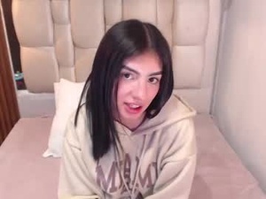 Screenshot from antonella__rouse webcams