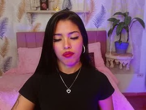 Screenshot from antonella_miller18 webcams