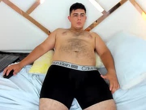 Screenshot from apolo_falcon webcams