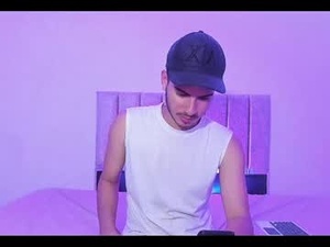 Screenshot from apologray__ webcams