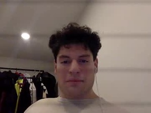 Screenshot from applejuice18 webcams