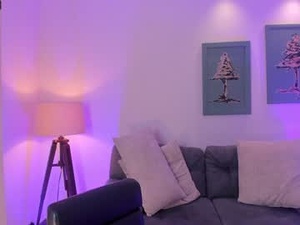 Screenshot from aprilrhodes_ webcams