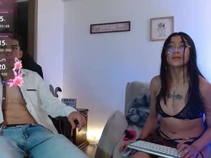 Screenshot from ares_brown09 webcams