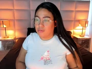 Screenshot from ariadnnarose_ webcams