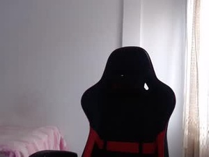 Screenshot from ariannaloovel webcams