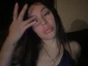 Screenshot from ariellaaaaa webcams