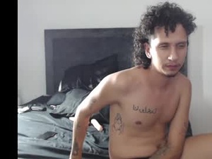 Screenshot from arielleandaxel webcams