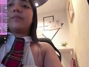 Screenshot from ariiana_clark1 webcams