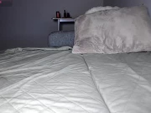 Screenshot from arinarave webcams