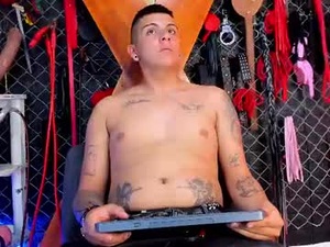 Screenshot from arion_and_velvet_bdsm webcams