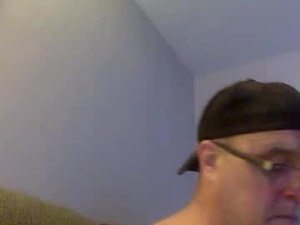 Screenshot from armyguy5311 webcams
