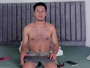 Screenshot from aroncooper1 webcams