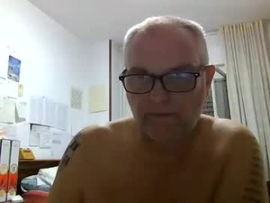Screenshot from arpman2100 webcams