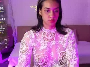 Screenshot from artemiss_tay webcams