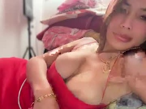 Screenshot from ashleyxie webcams