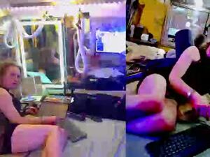 Screenshot from ashmomo webcams