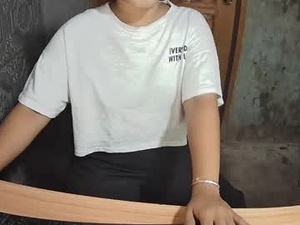 Screenshot from asian_nova111 webcams