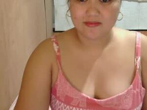 Screenshot from asiancutiechubby webcams