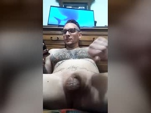 Screenshot from asylumofglass85 webcams
