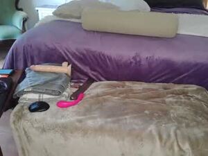Screenshot from aubreeskinkyplayroom webcams