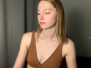 Screenshot from autumnroginson webcams