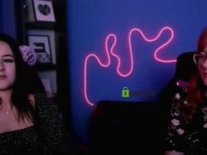 Screenshot from ava_kiss1 webcams