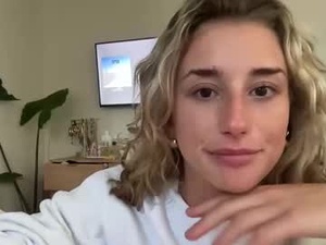 Screenshot from avaamonroe webcams