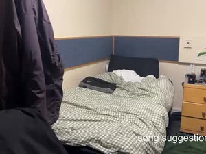 Screenshot from average_jackson1 webcams