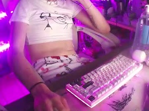 Screenshot from avyygoon webcams
