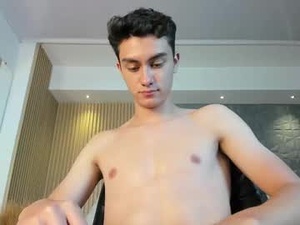 Screenshot from axellrose_ webcams