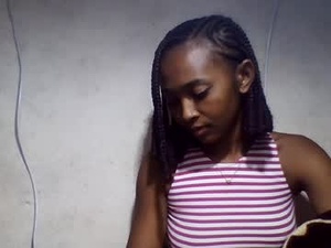 Screenshot from aycha512 webcams