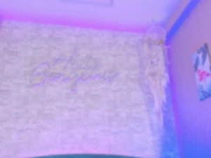 Screenshot from ayla_lux webcams