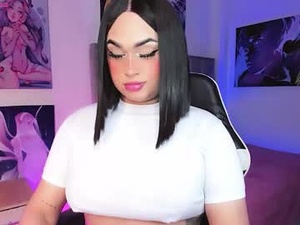 Screenshot from aylin_24 webcams