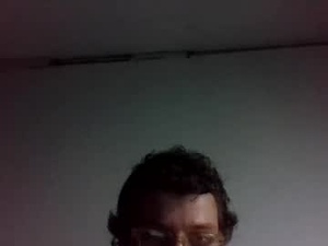 Screenshot from azazel_pyro webcams