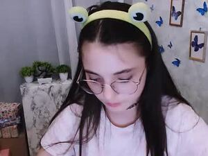 Screenshot from azumi_chan_ webcams