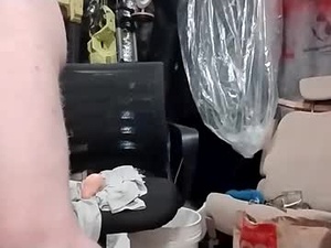 Screenshot from azztoyz webcams