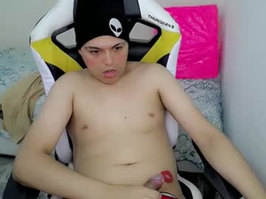 Screenshot from baby_saiko webcams