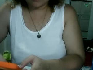 Screenshot from babycherry143 webcams