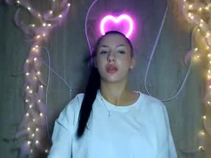 Screenshot from babyfoxie18 webcams