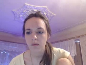 Screenshot from babymuro4ka webcams