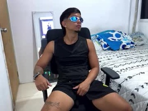 Screenshot from badboyswithoutlimits webcams