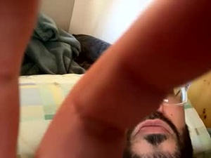 Screenshot from bape69 webcams