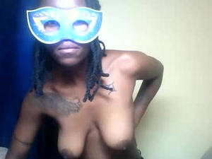 Screenshot from barbies_girles webcams