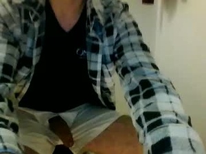 Screenshot from batestallion9x6 webcams