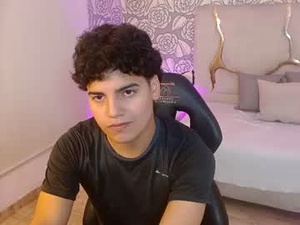 Screenshot from bay_tay webcams