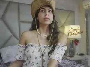 Screenshot from be_curiouss_ webcams