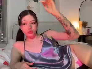 Screenshot from beastpinky webcams