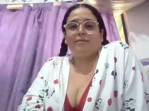 Screenshot from bebe1893 webcams